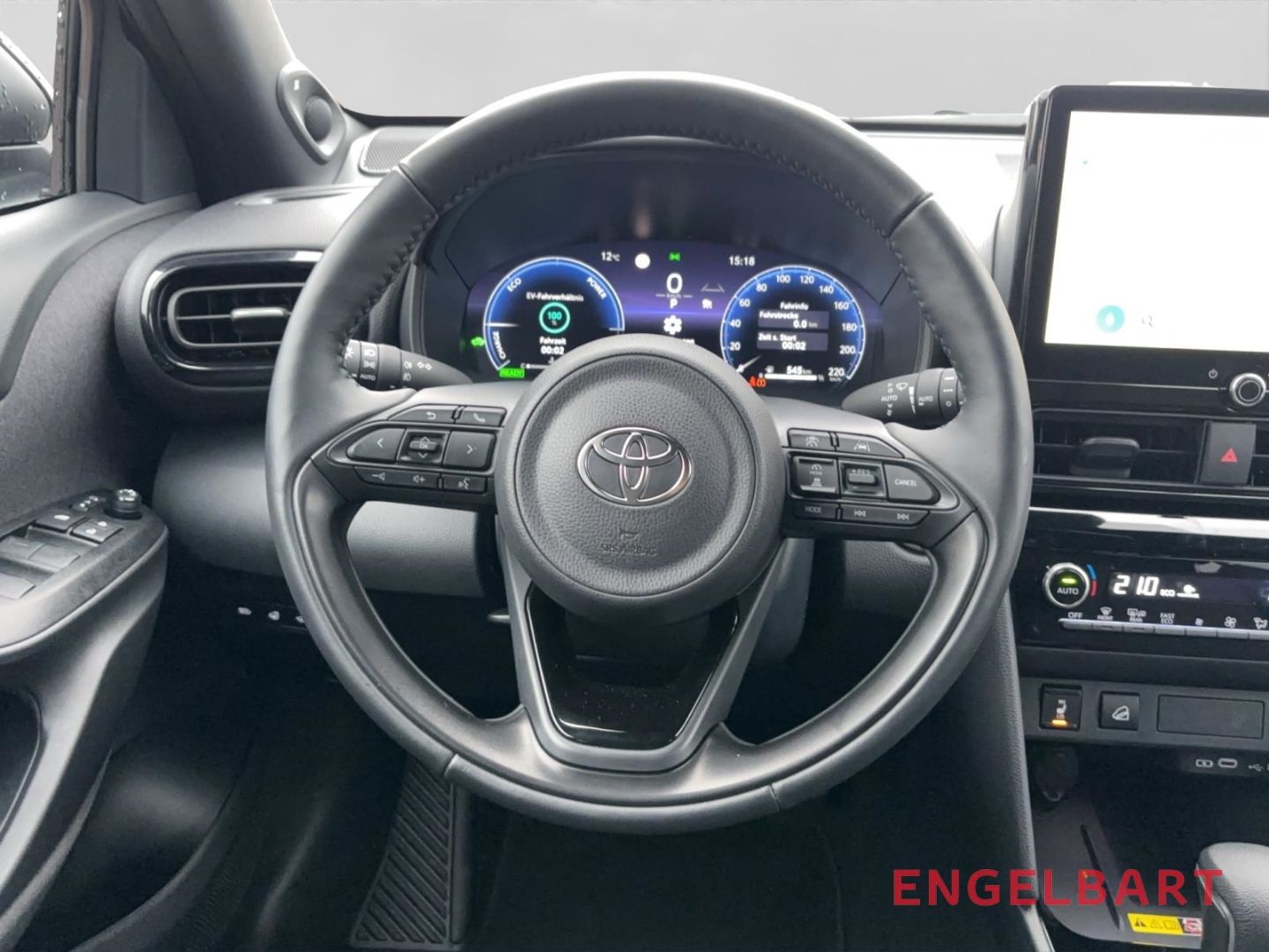 Toyota Yaris Cross Cross1,5-l Premiere Edition 4x4 HUD
