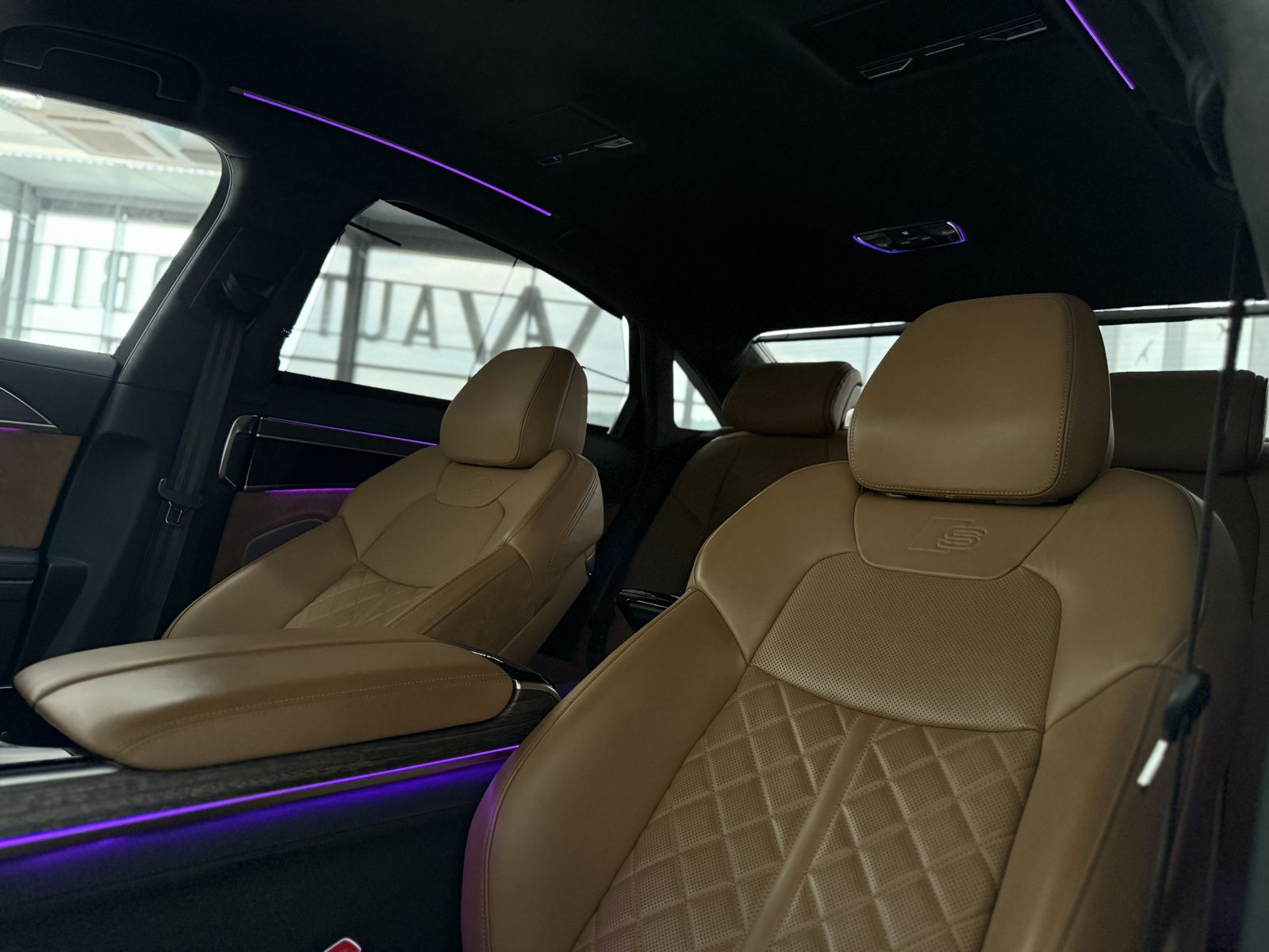 Audi A8 60 TDI L S-Line - Samsaru's Car Outlet