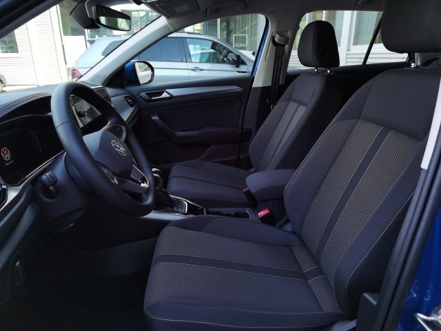 Volkswagen T-Roc 1.5 TSI BMT Life - Samsaru's Car Outlet