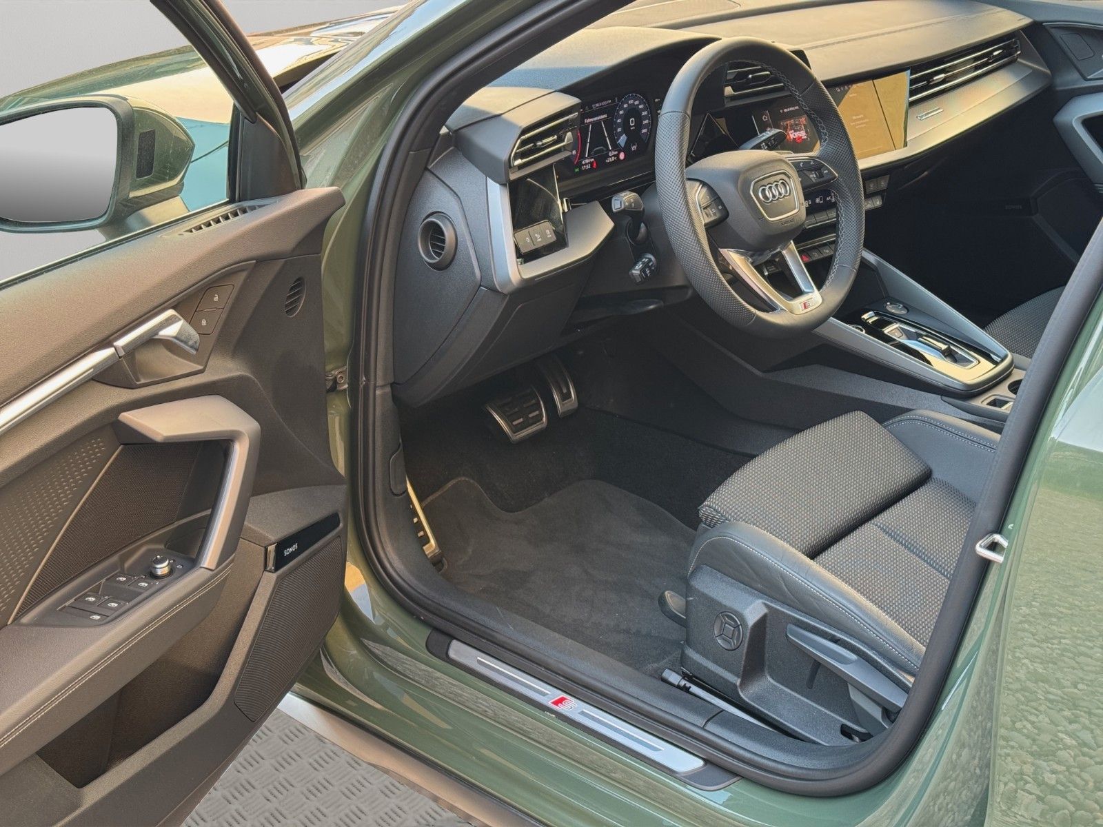 Audi A3 Sportback 35 TDI S-Line - Samsaru's Car Outlet