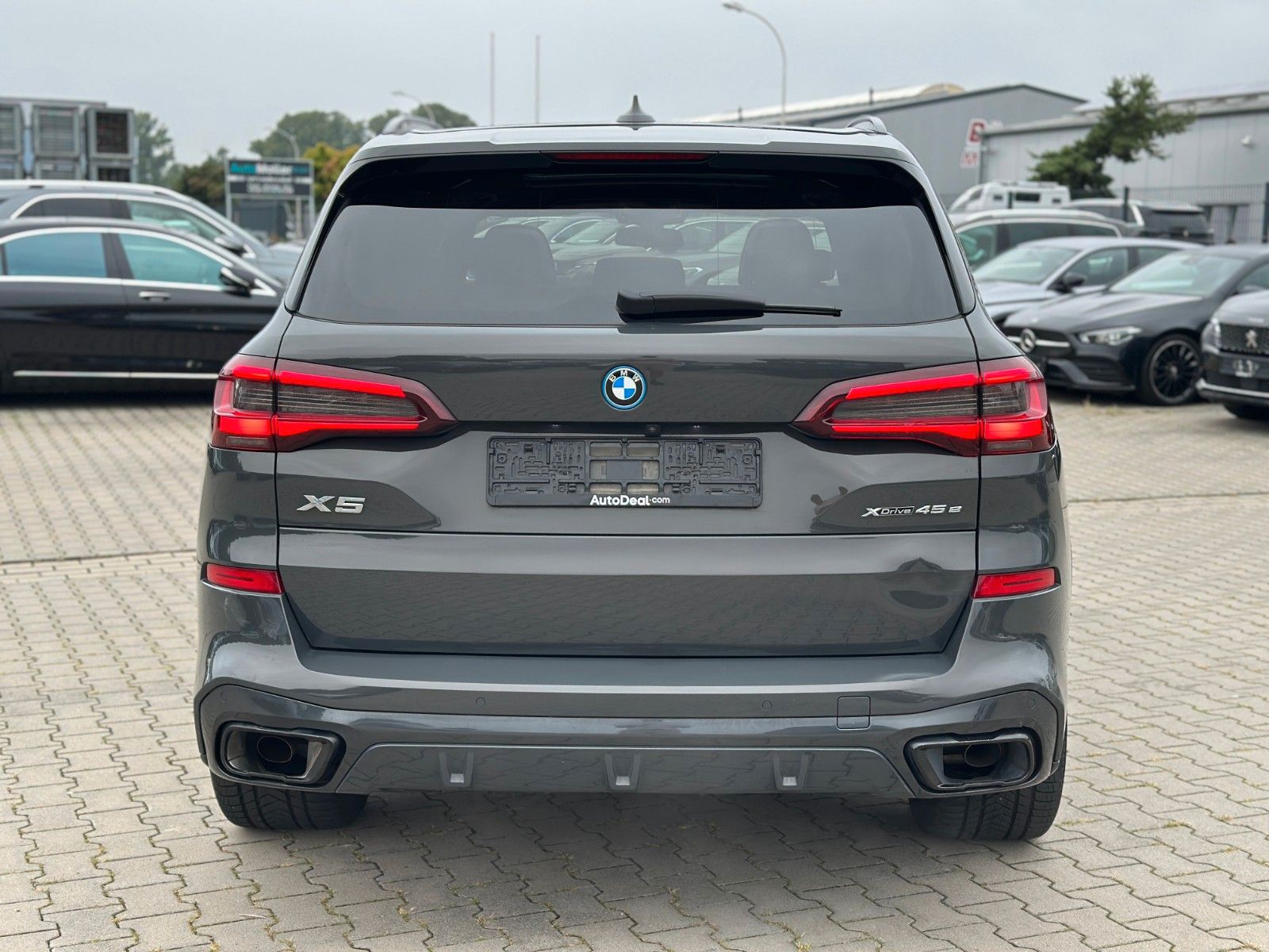 BMW X5 M-Sport xDrive45e Integral Vollausstattung!