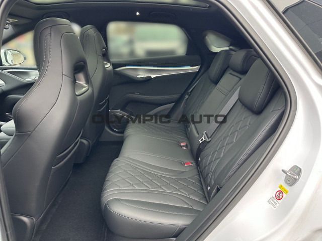 BYD Sealion 7