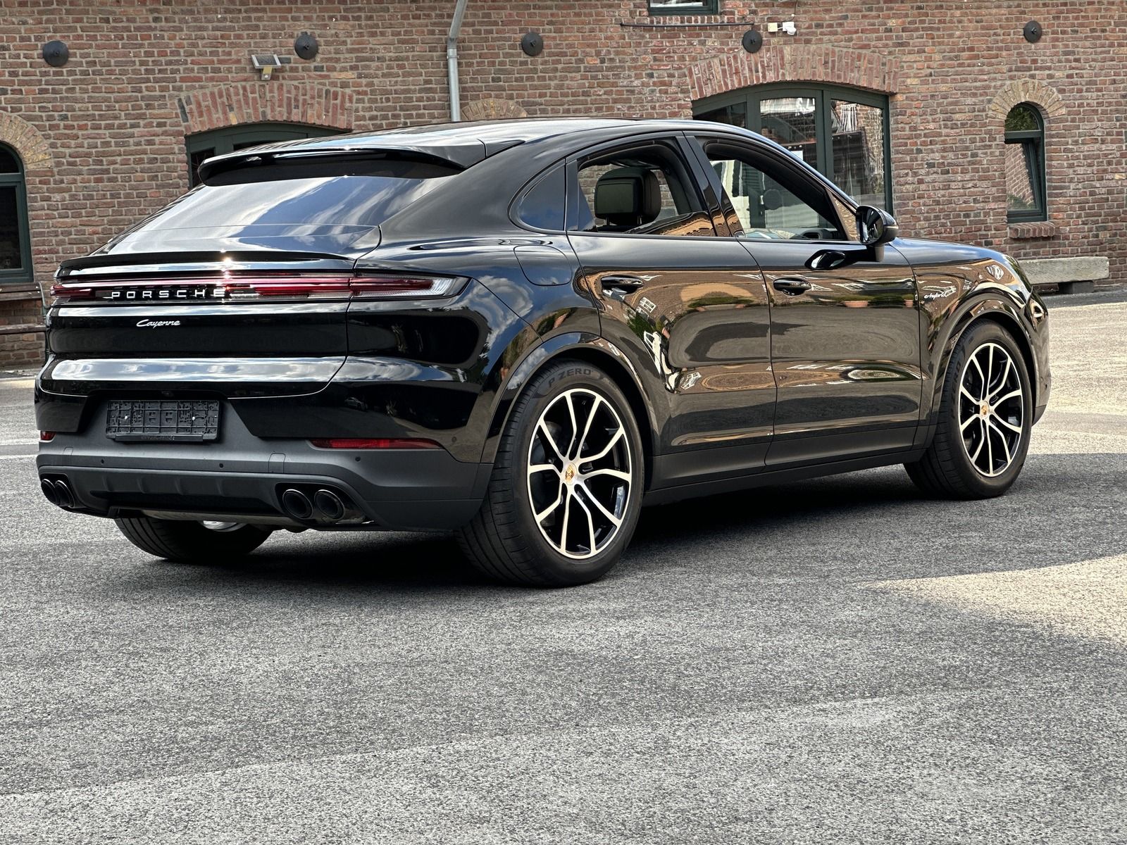 Porsche Cayenne E-Hybrid Coupe BOSE*21 EXCLUSIVE*SPORT-C
