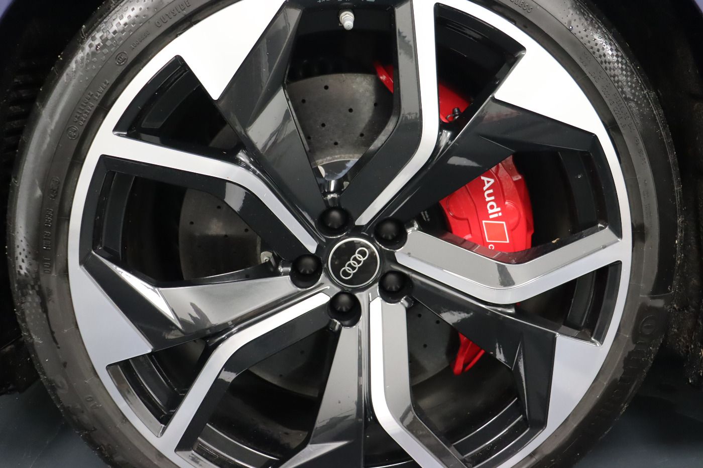 Audi RS Q8 quattro tiptronic |Matrix|Luft|Keramik|ACC