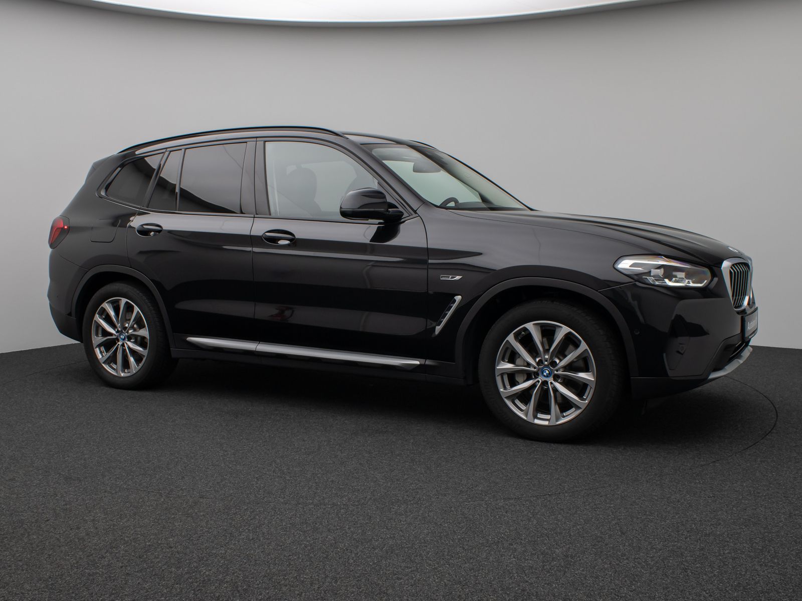 BMW X3 xD30e Sport - Samsaru's Car Outlet