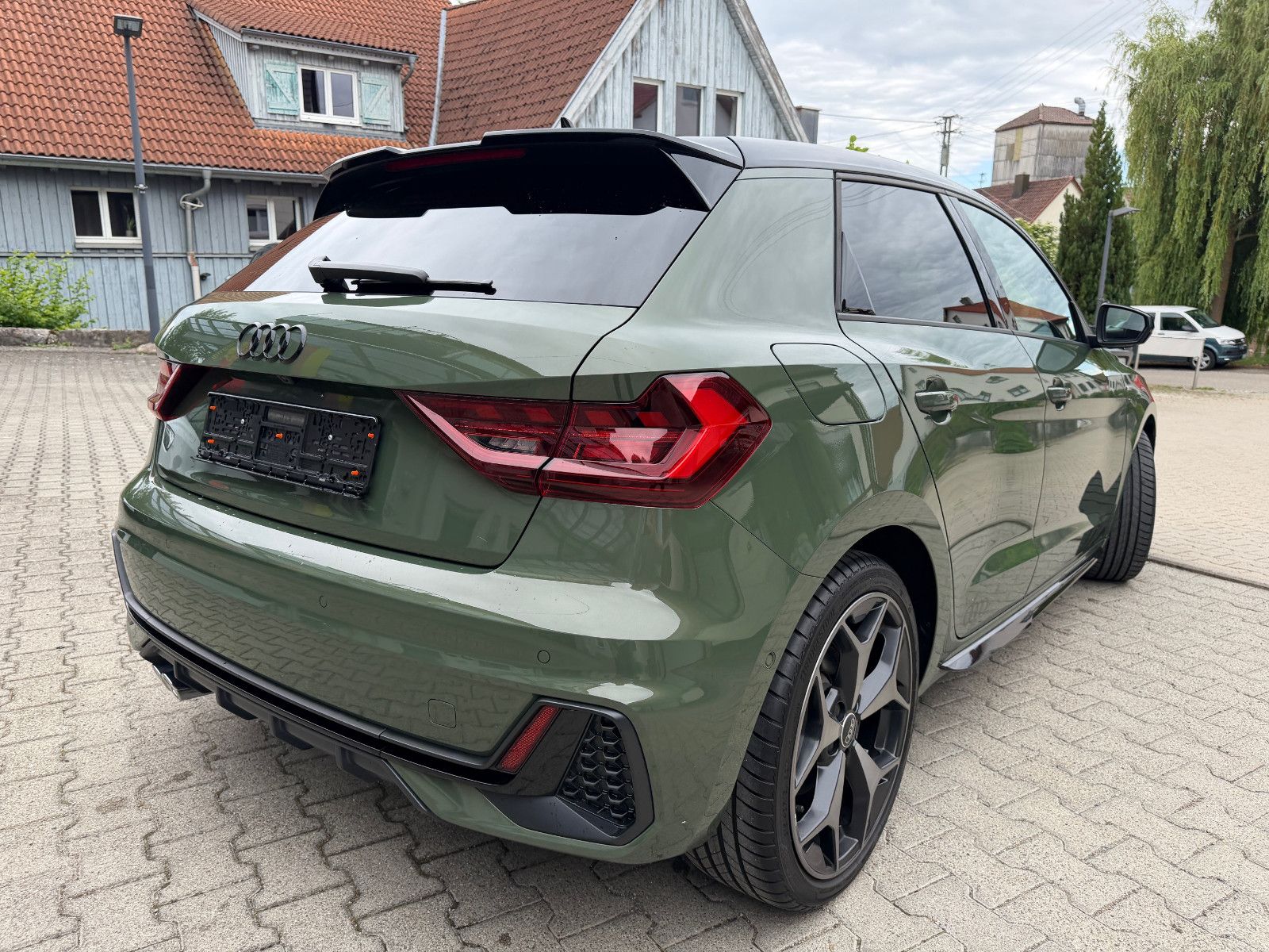 Audi A1 Sportback 40 TFSI S line, S line Plus, VOLL!!