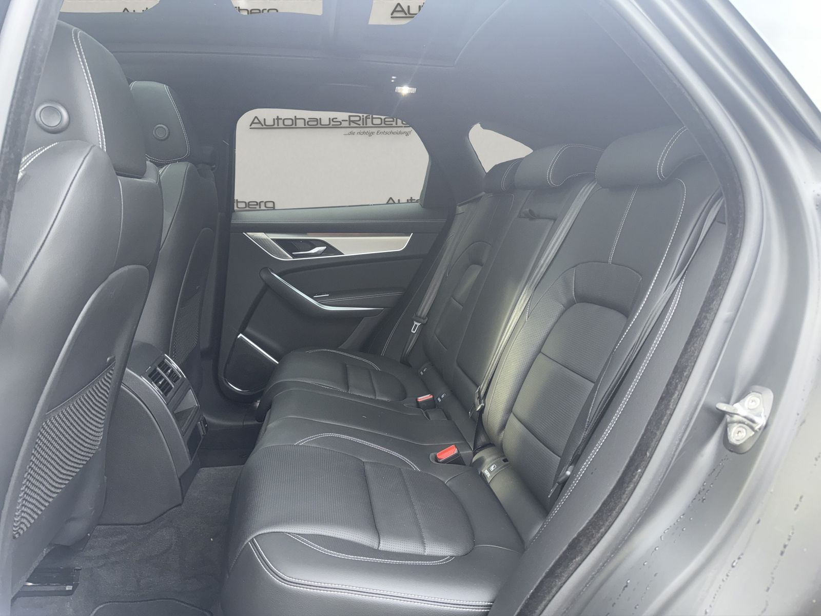 Jaguar F-PACE D200 R-Dynamic SE AWD/AHK/PANO/ACC/MEMORY