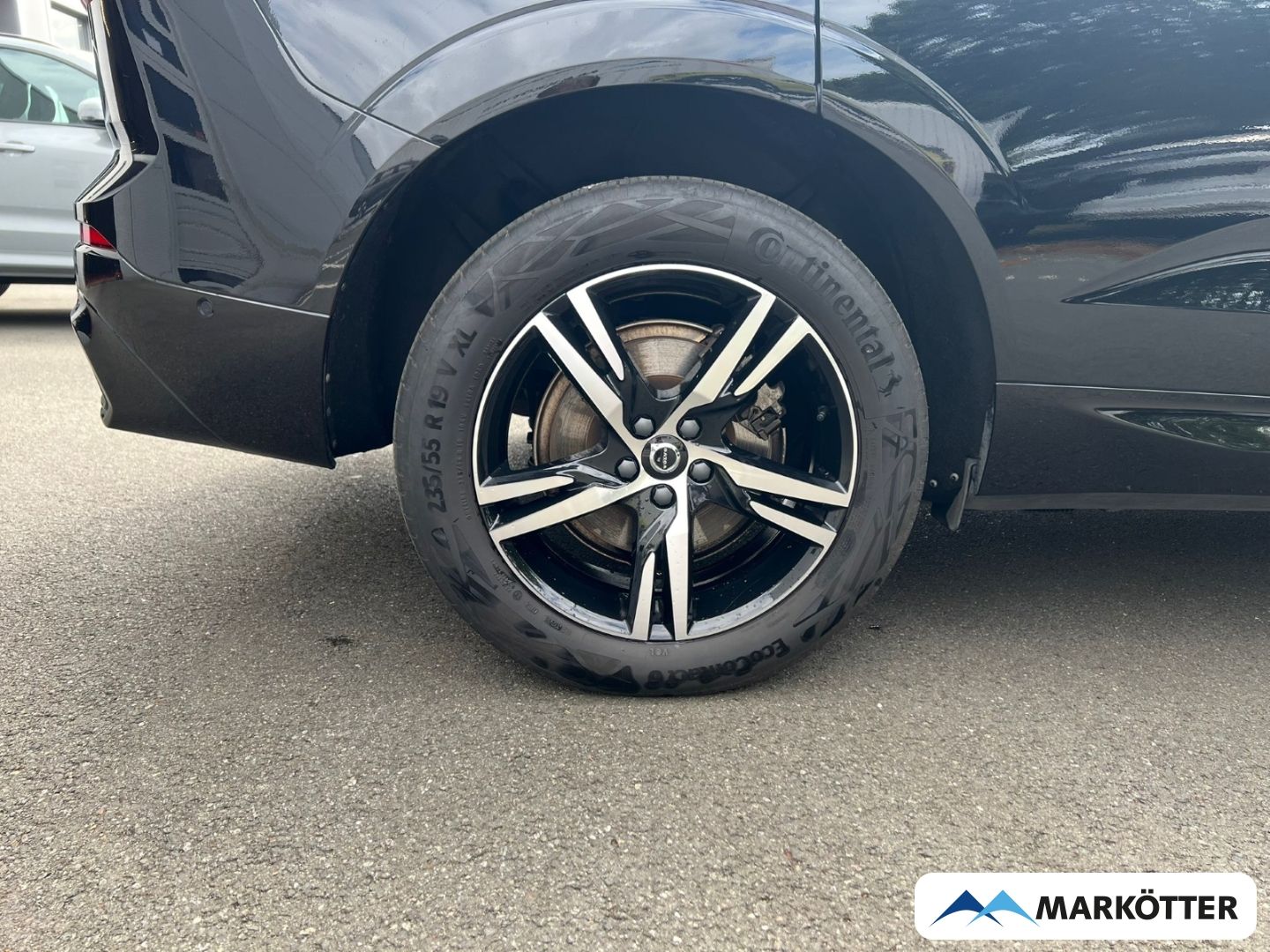 Volvo XC60 T8 AWD Recharge R-Design B&W/AHK/360CAM/PAN