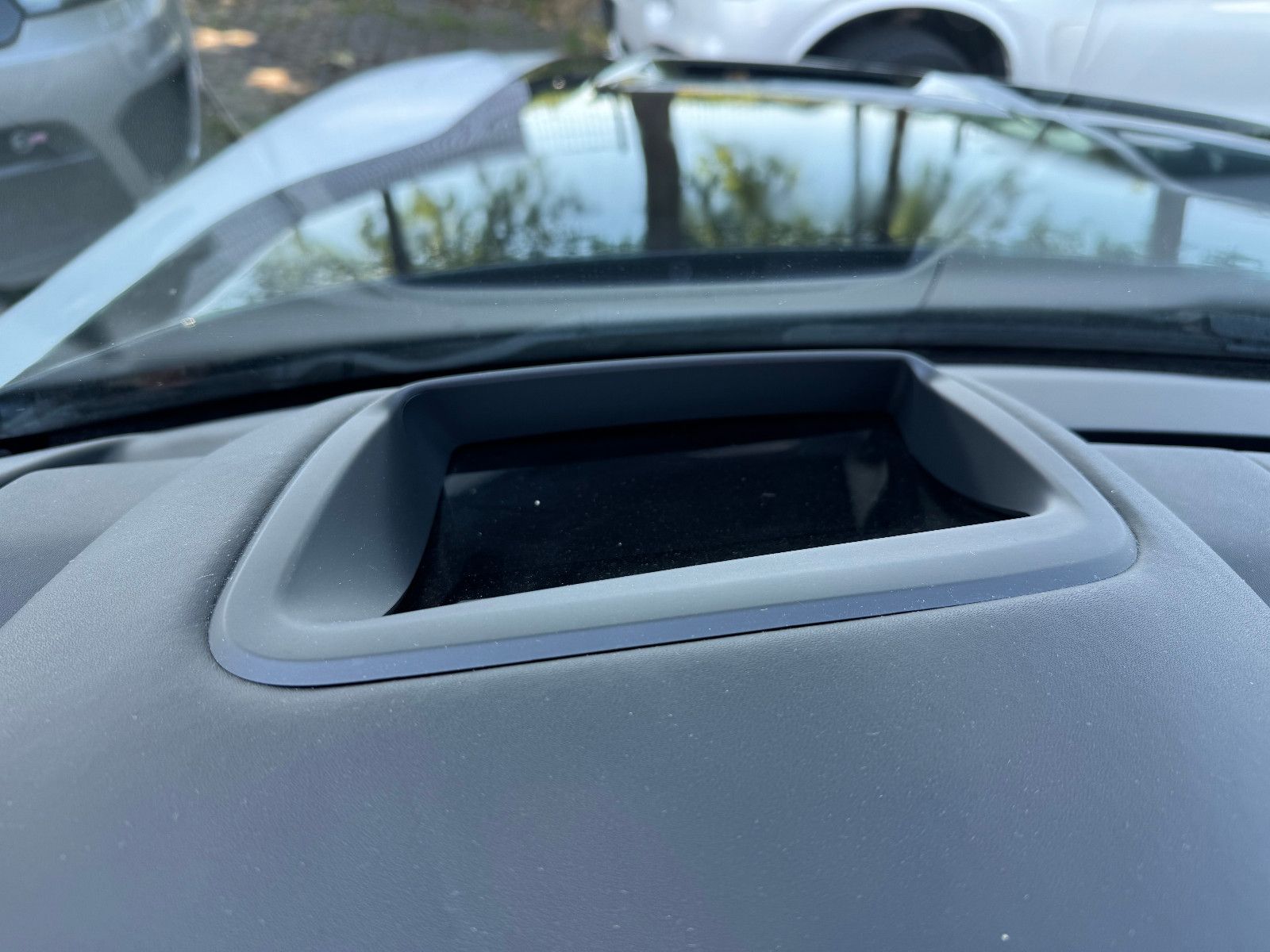 Range Rover Sport SVR - Samsaru's Car Outlet