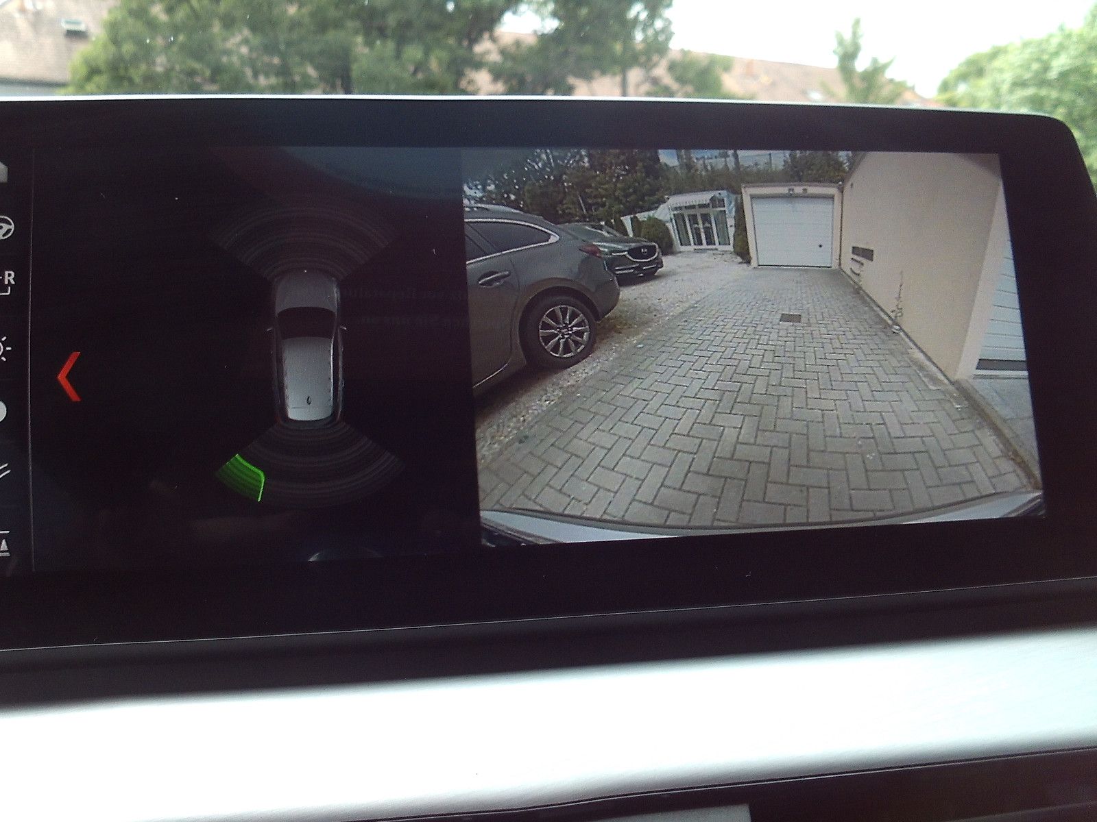 BMW X1 xDrive 25 d Advantage - Samsaru's Car Outlet