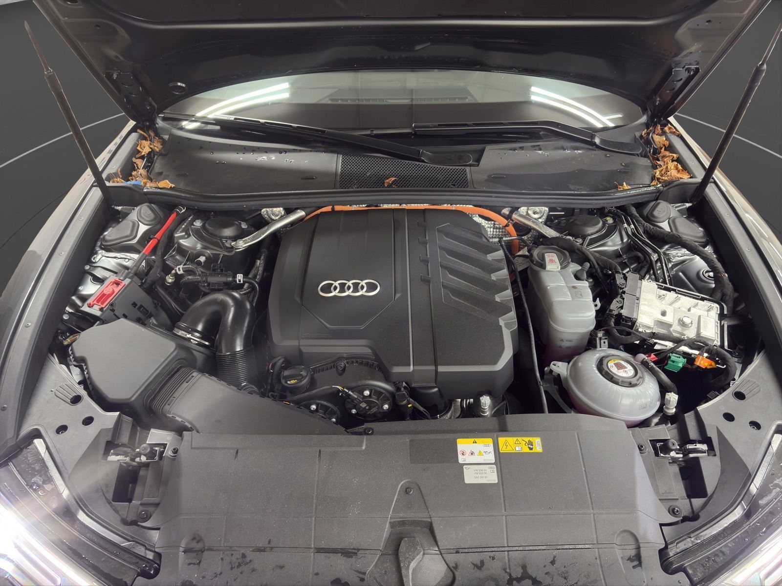 Audi A6 Lim. 50 TFSIe qu. S line AHK Pano Matrix LM 2
