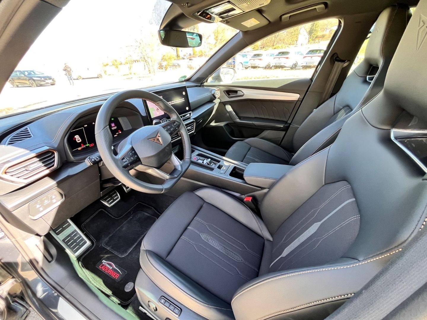 Cupra Formentor VZ 245PS Hybrid *PANO+MATRIX+AHK+NAVI*