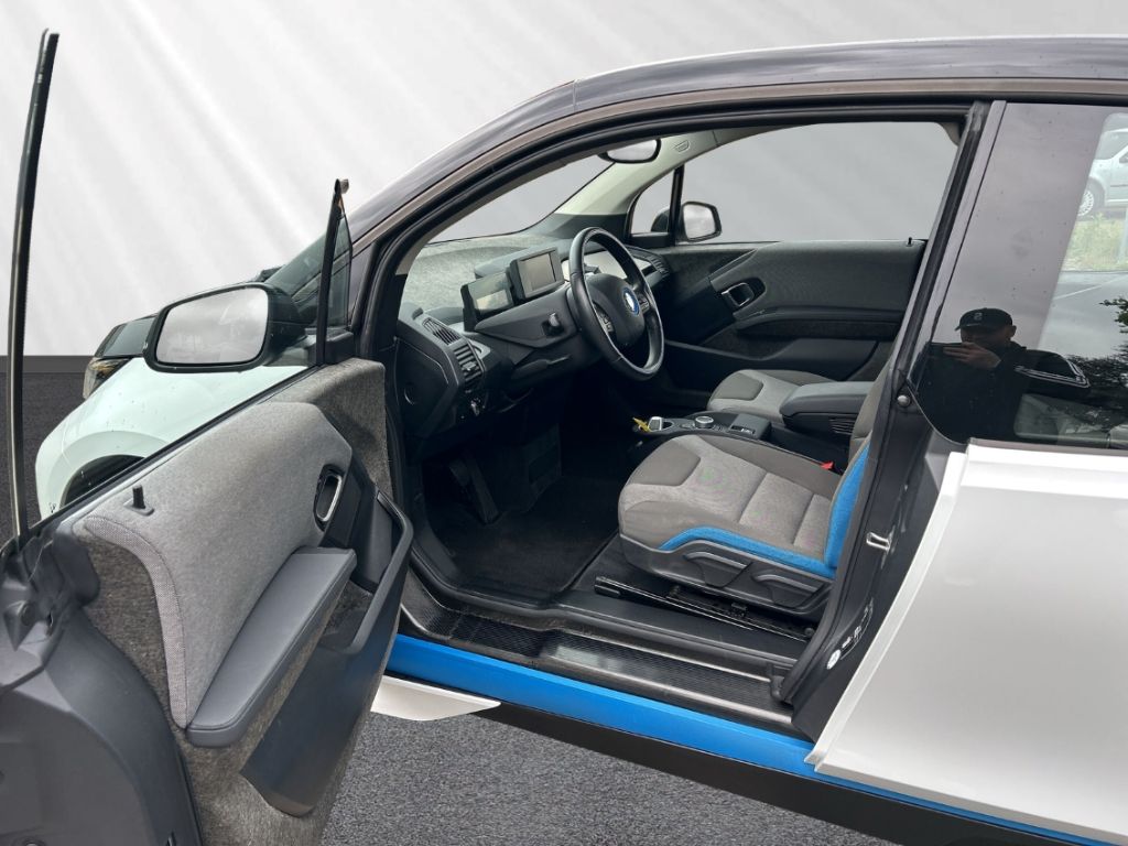 BMW i3 120Ah - Samsaru's Car Outlet
