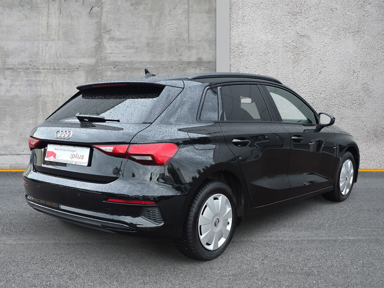 Audi A3 Sportback 30 TFSI advanced - Samsaru's Car Outlet