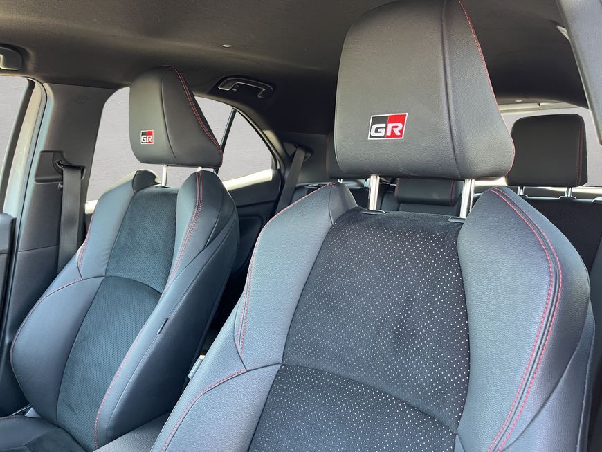 Toyota Yaris Cross Hybrid 1.5 VVT-i GR Sport