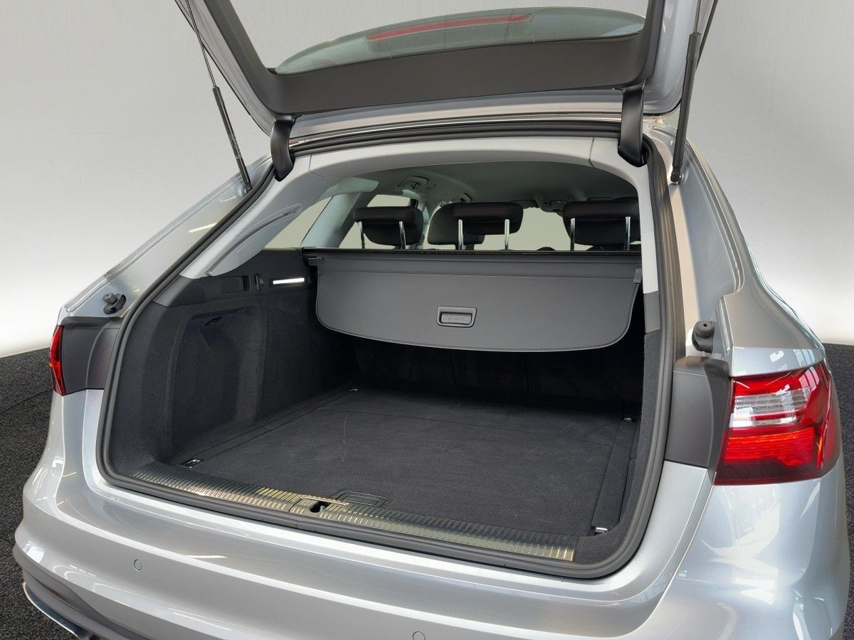 Audi A4 Avant 35 TFSI - Samsaru's Car Outlet