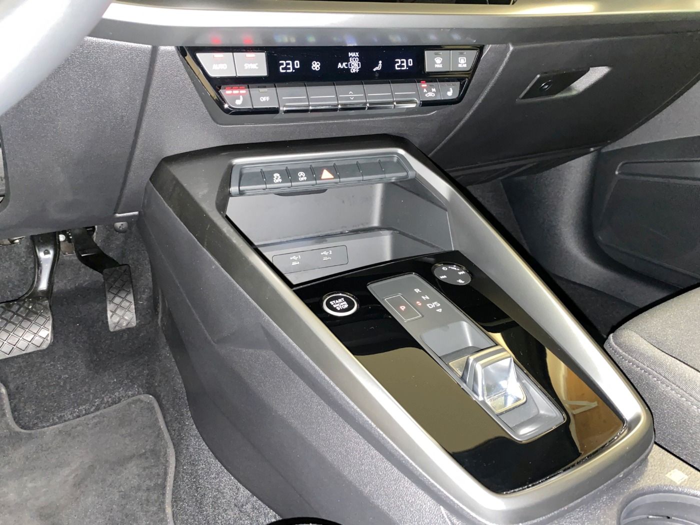 Audi A3 Sportback advanced (Navi.SHZ.GRA.Kamera.LED.D