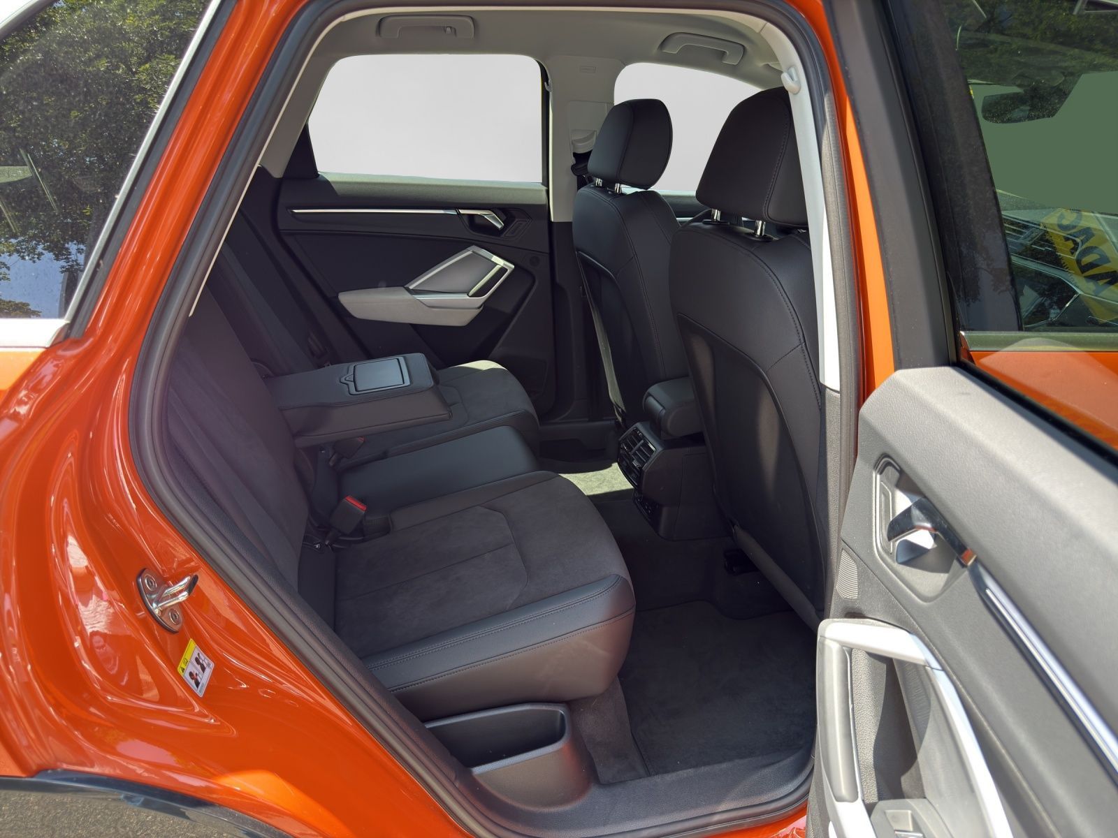 Audi Q3 40 TFSI Q ADVANCED - Samsaru's Car Outlet