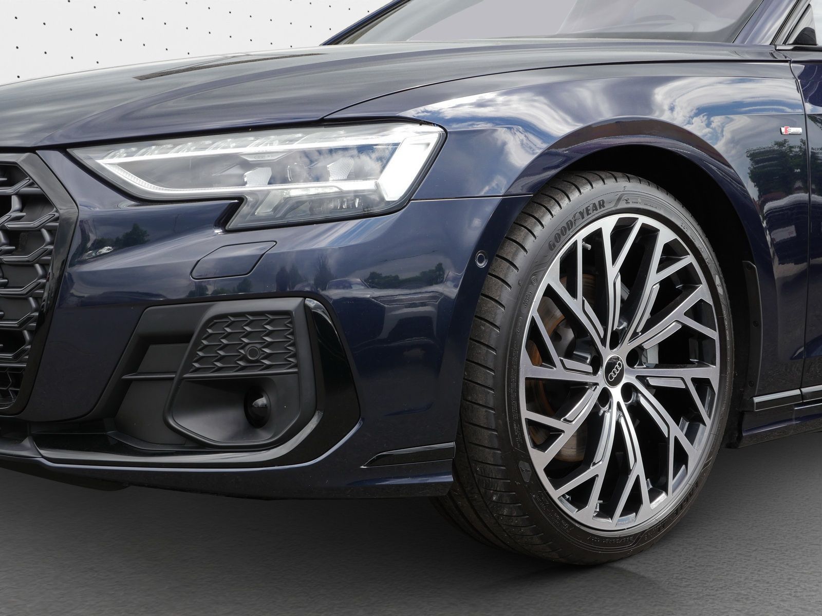 Audi A8 50 TDI quattro - Samsaru's Car Outlet