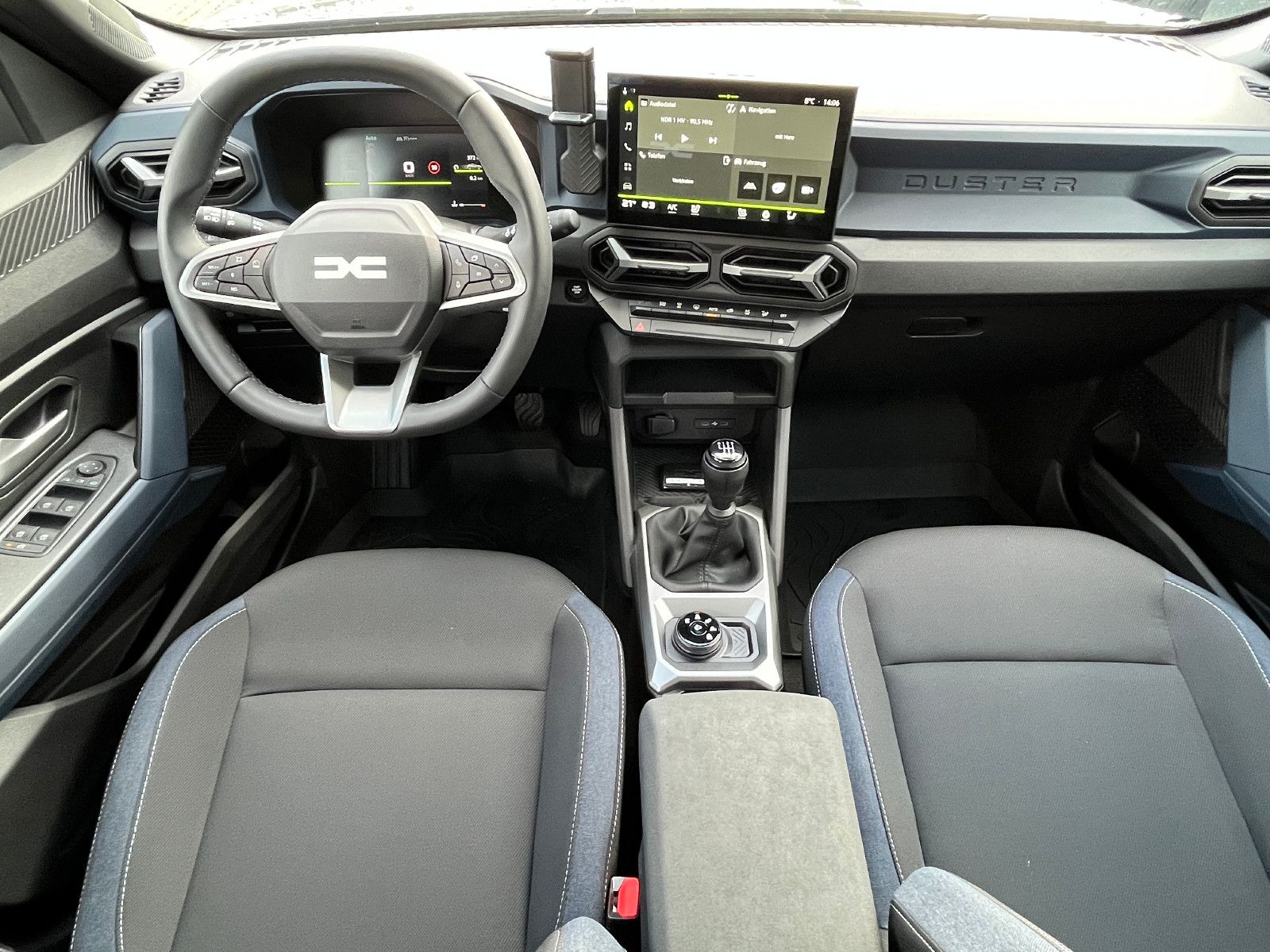 Dacia Duster TCe 130 4x4 Journey - Samsaru's Car Outlet