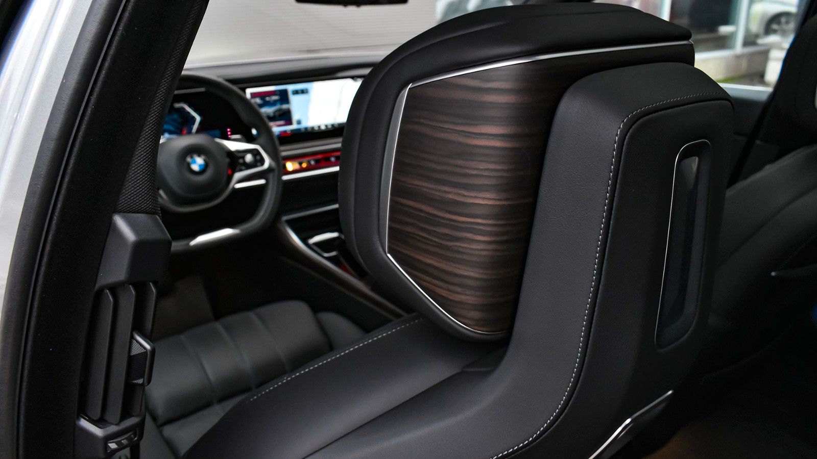 BMW 740d xDrive Pure Excellence Mild Hybrid Sportaut