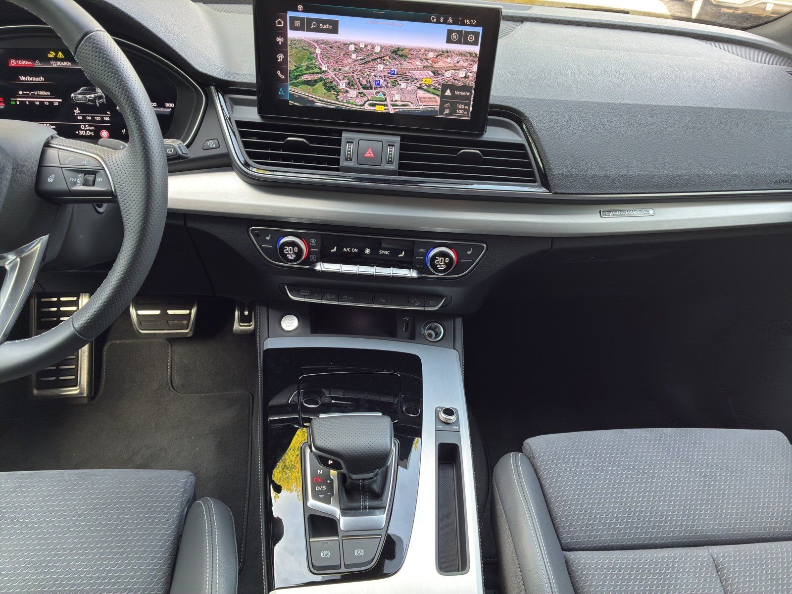 Audi Q5 40 2.0 TDI quattro S-Line AHK, MATRIX, Navi