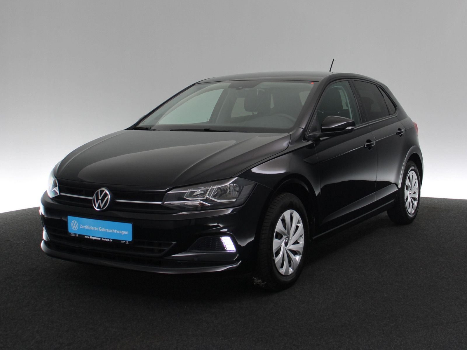 Volkswagen Polo 1.0 TSI Comfortline - Samsaru's Car Outlet