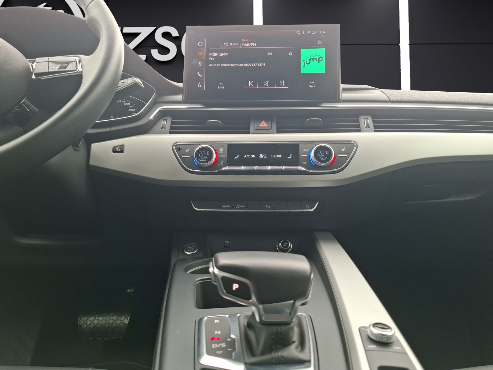 Audi A4 Avant 35 TFSI advanced S-tronic - Samsaru's Car Outlet