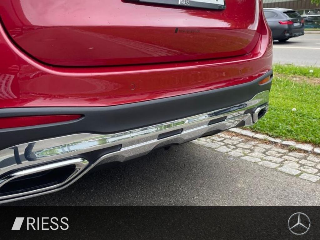 Mercedes-Benz GLC 300 d 4M AMG+AHK+PANO+20''+DISTR+MEM+DIGI+36