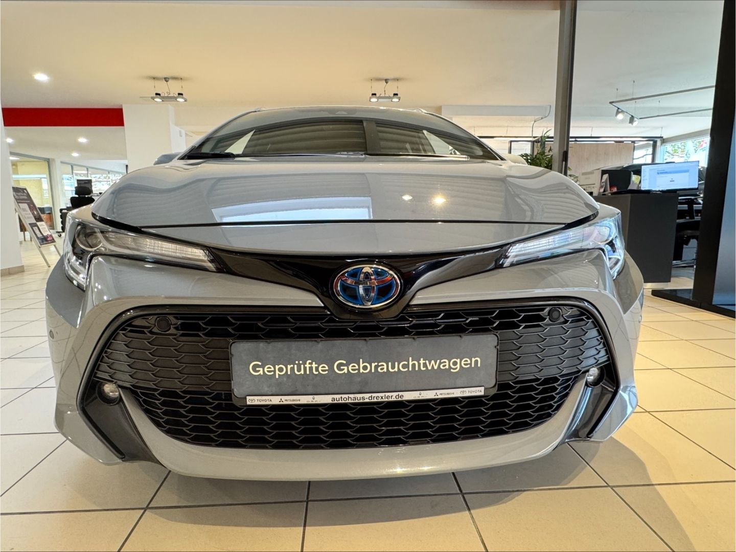 Toyota Corolla Touring Sports Hybrid Team D AppleCarPla