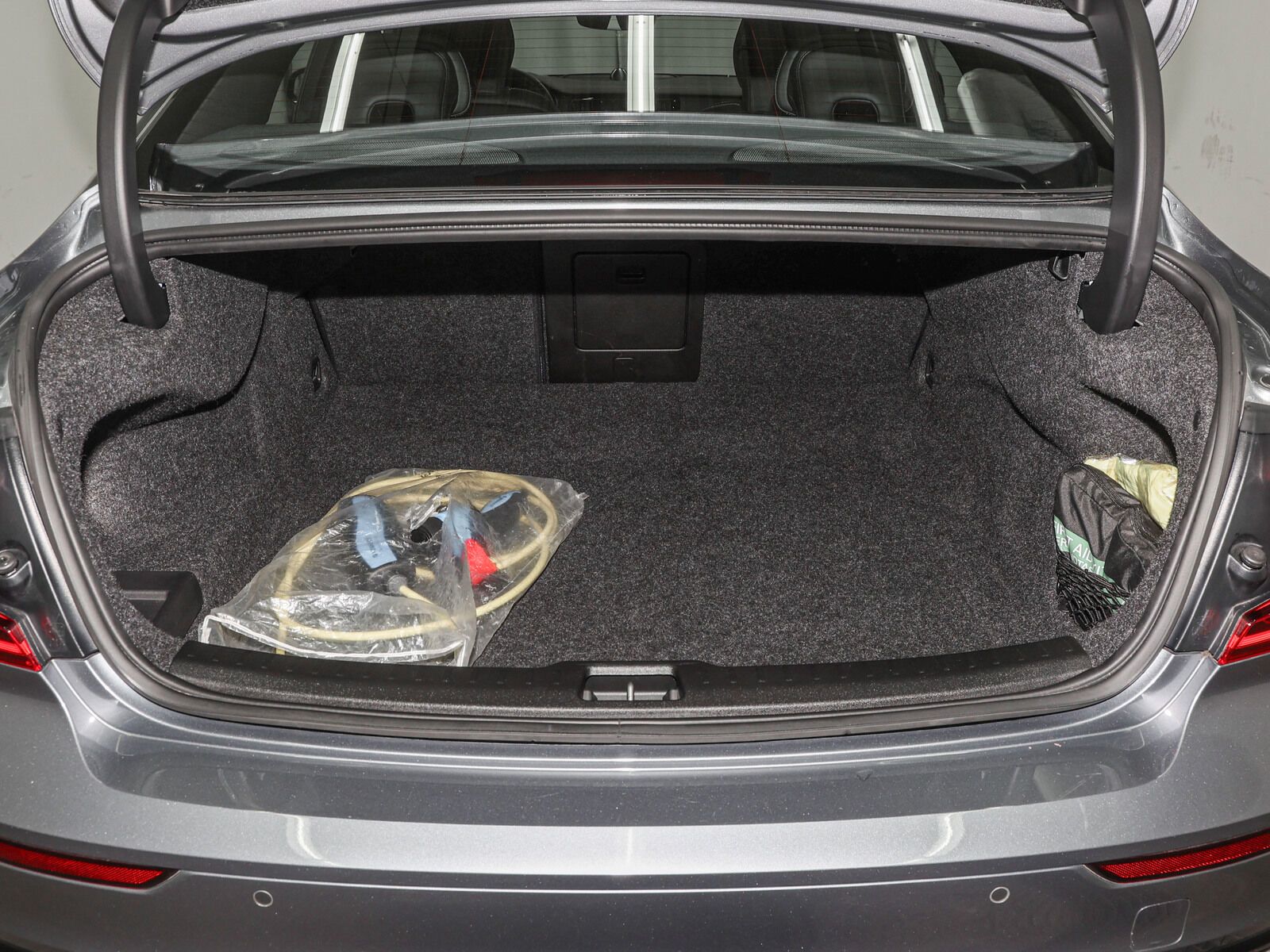 Volvo S60 T8 PHEV AWD R Design|LED|Navi|360°