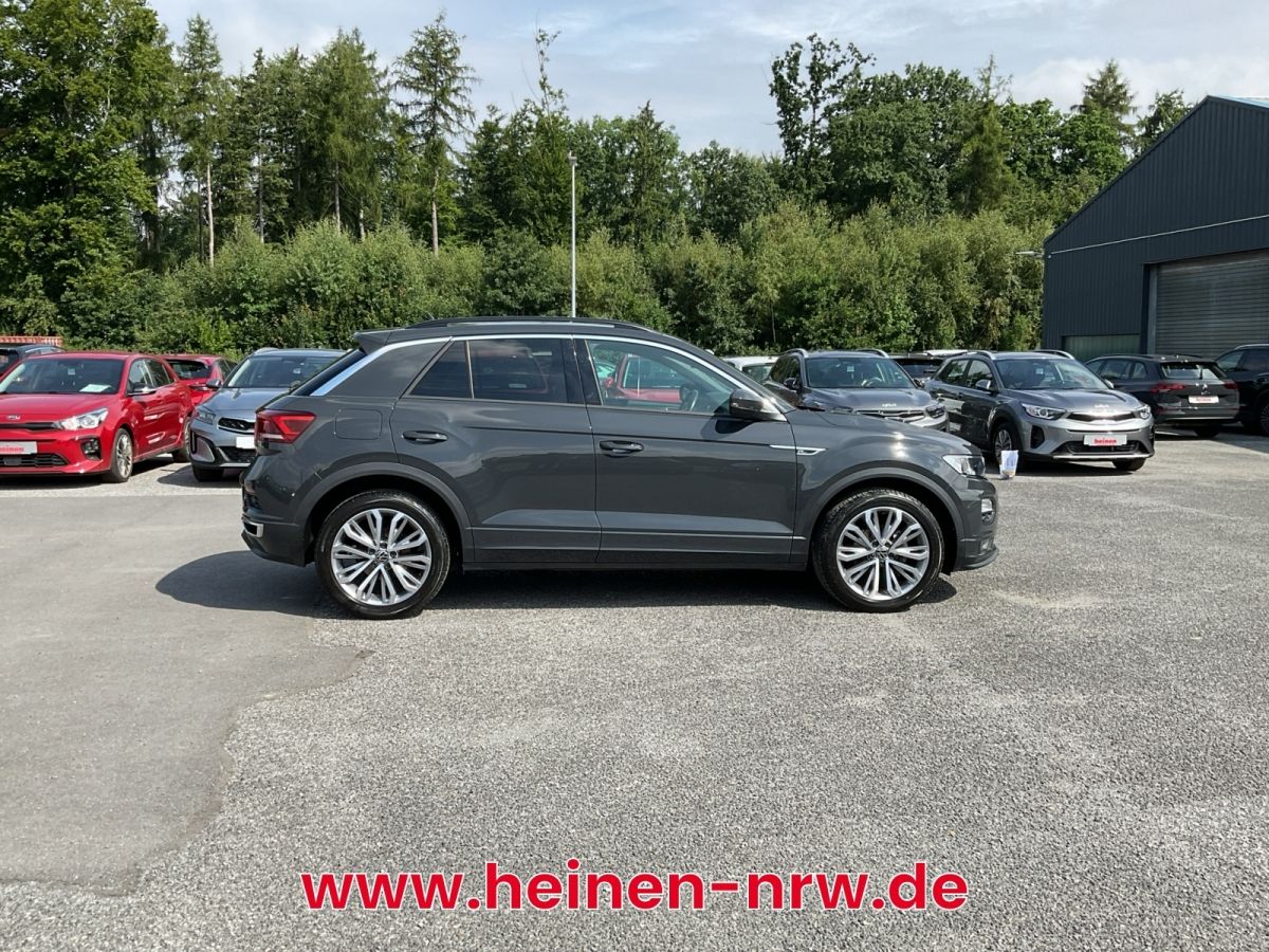 Volkswagen T-Roc 1.5 TSI DSG Sport R-Line - Samsaru's Car Outlet