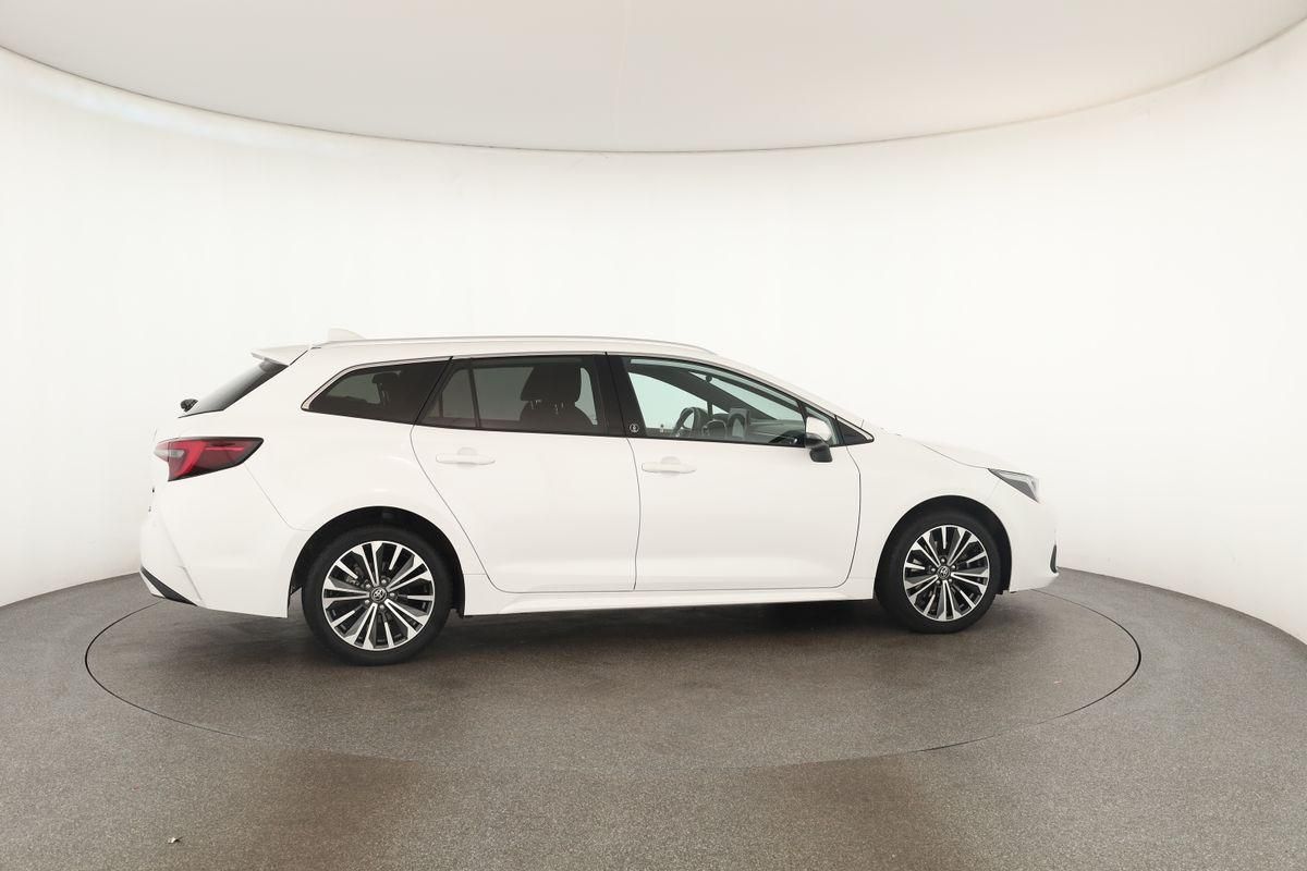 Toyota Corolla Touring Sports 2.0 CVT Team D Navi Kam