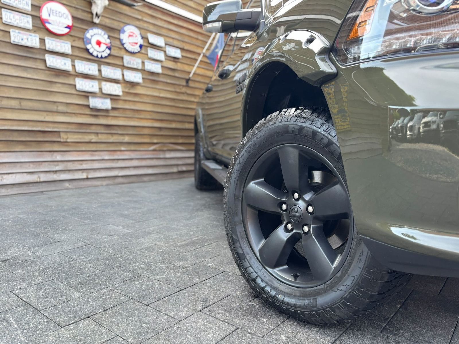 Dodge RAM 1500 5,7L Warlock 4x4 LEDER AHK LED