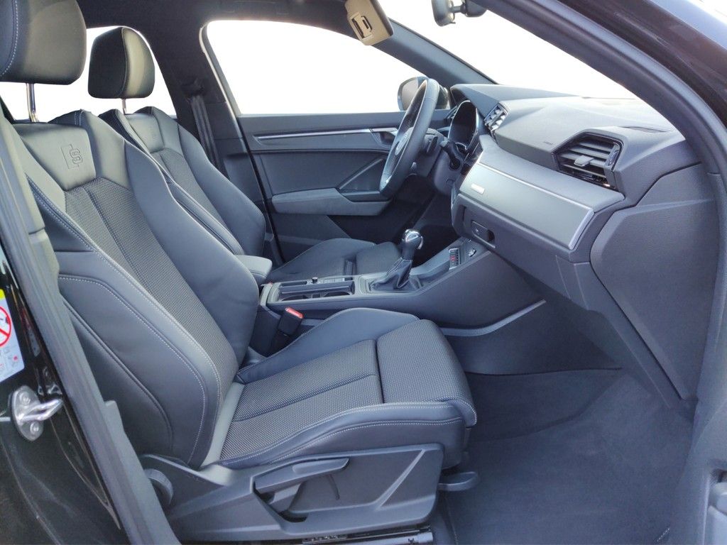 Audi Q3 Sportback 45 TFSI quattro S line - Samsaru's Car Outlet