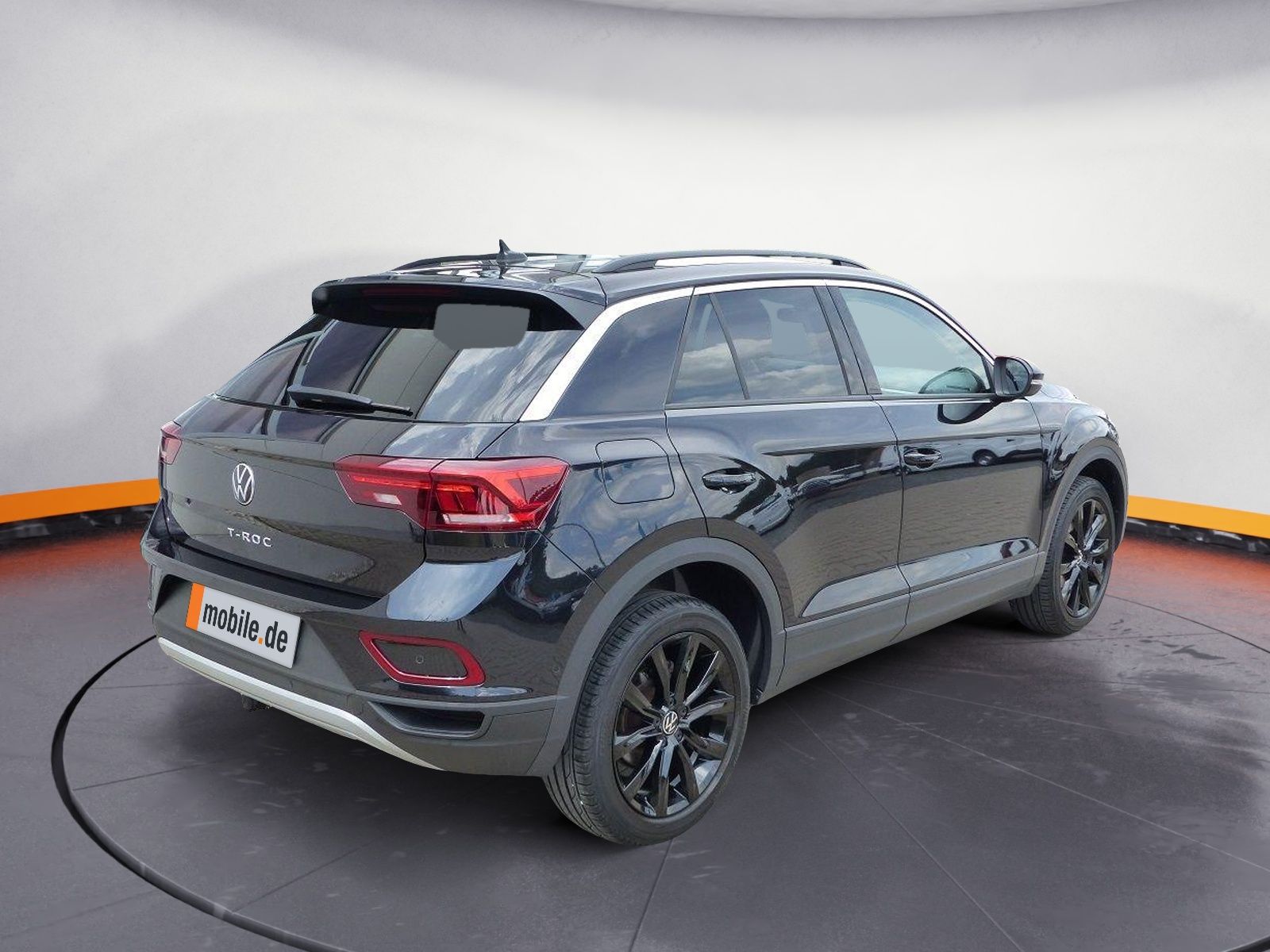 Volkswagen T-Roc 1.5 TSI DSG Life - Samsaru's Car Outlet