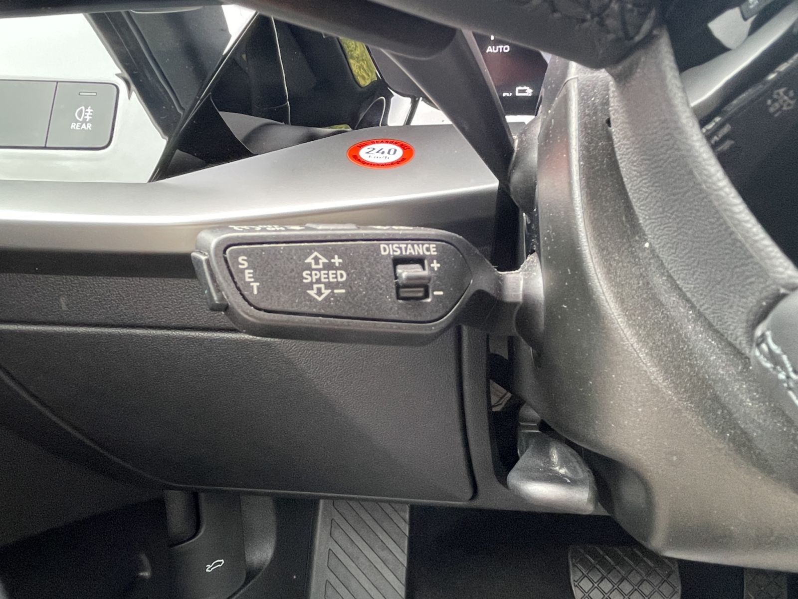 Audi A3 Sportback 40 TFSI e LED Navi PDC AHK