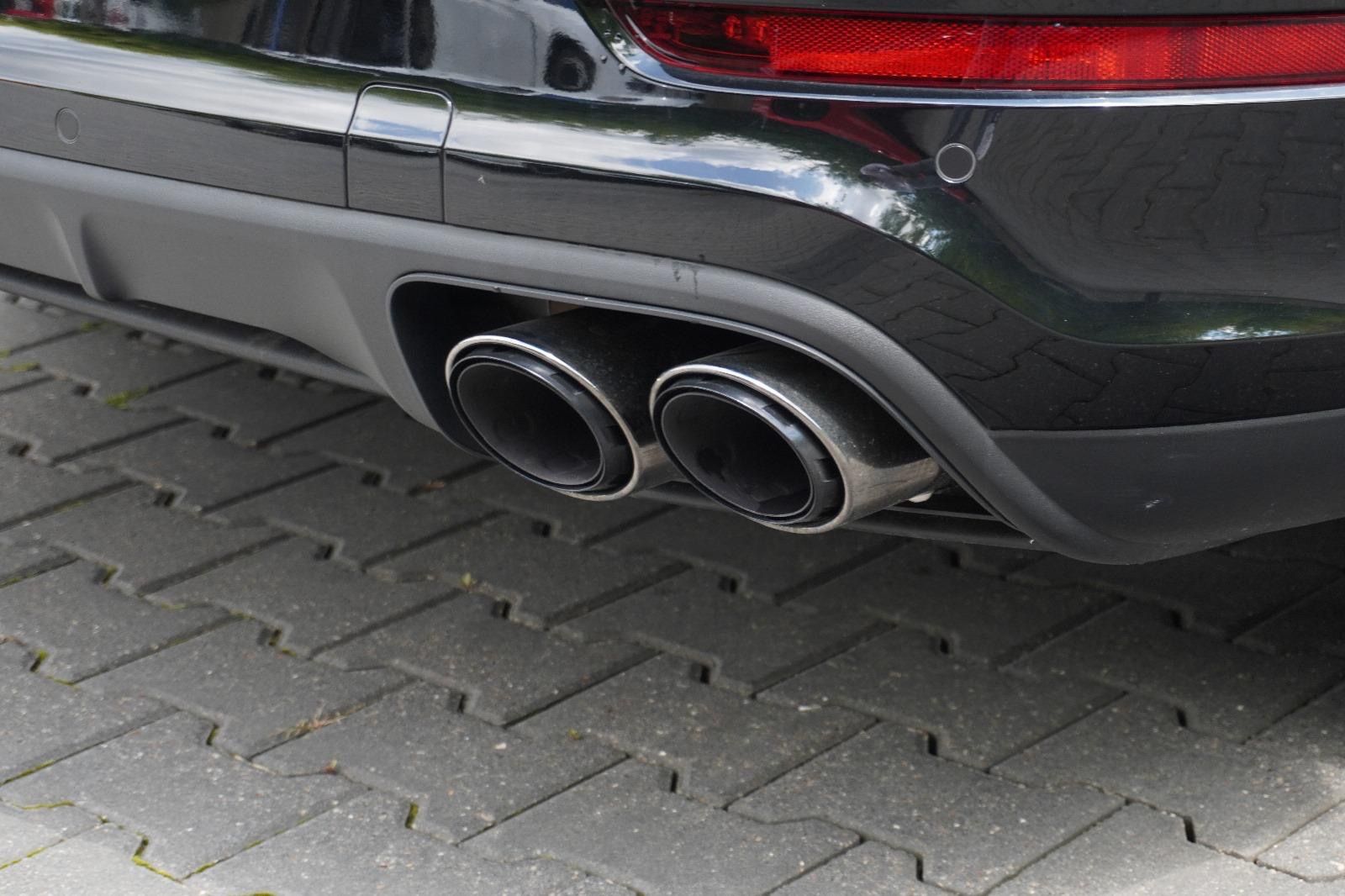 Porsche Cayenne Coupe E-Hybrid SportDesign PASM head-up