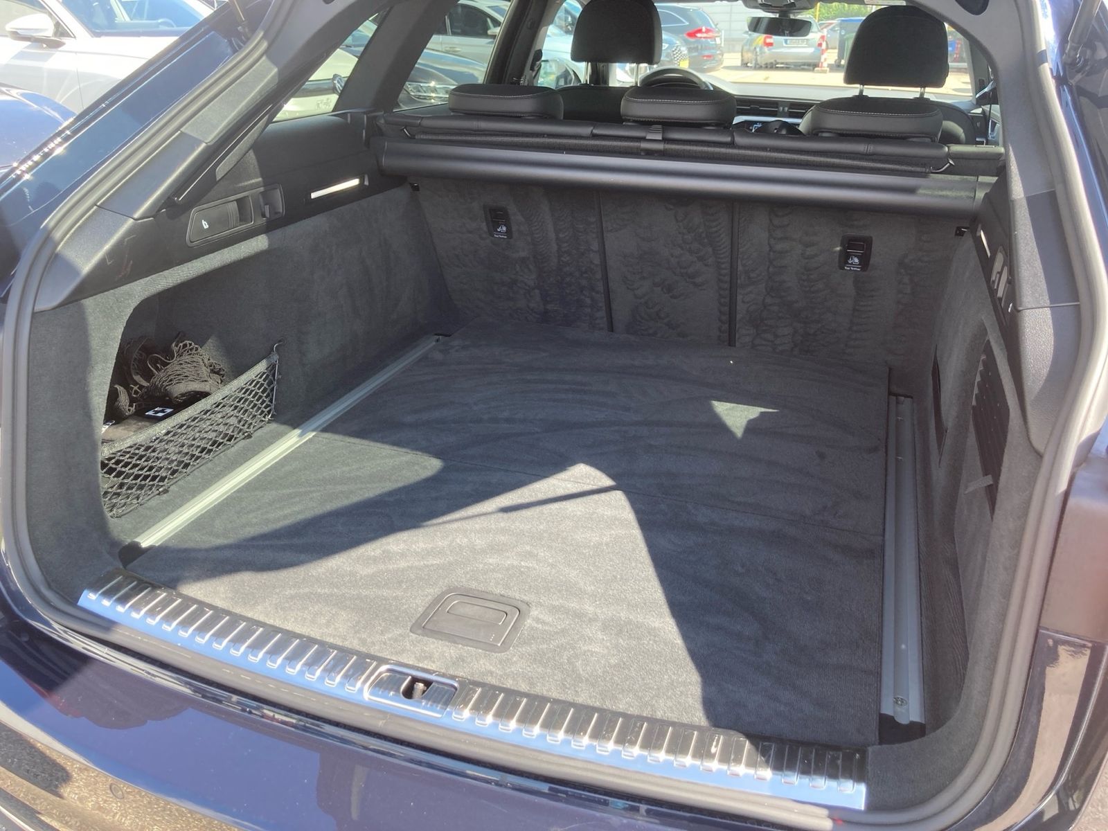 Audi A6 Avant 40 TDI quattro - Samsaru's Car Outlet