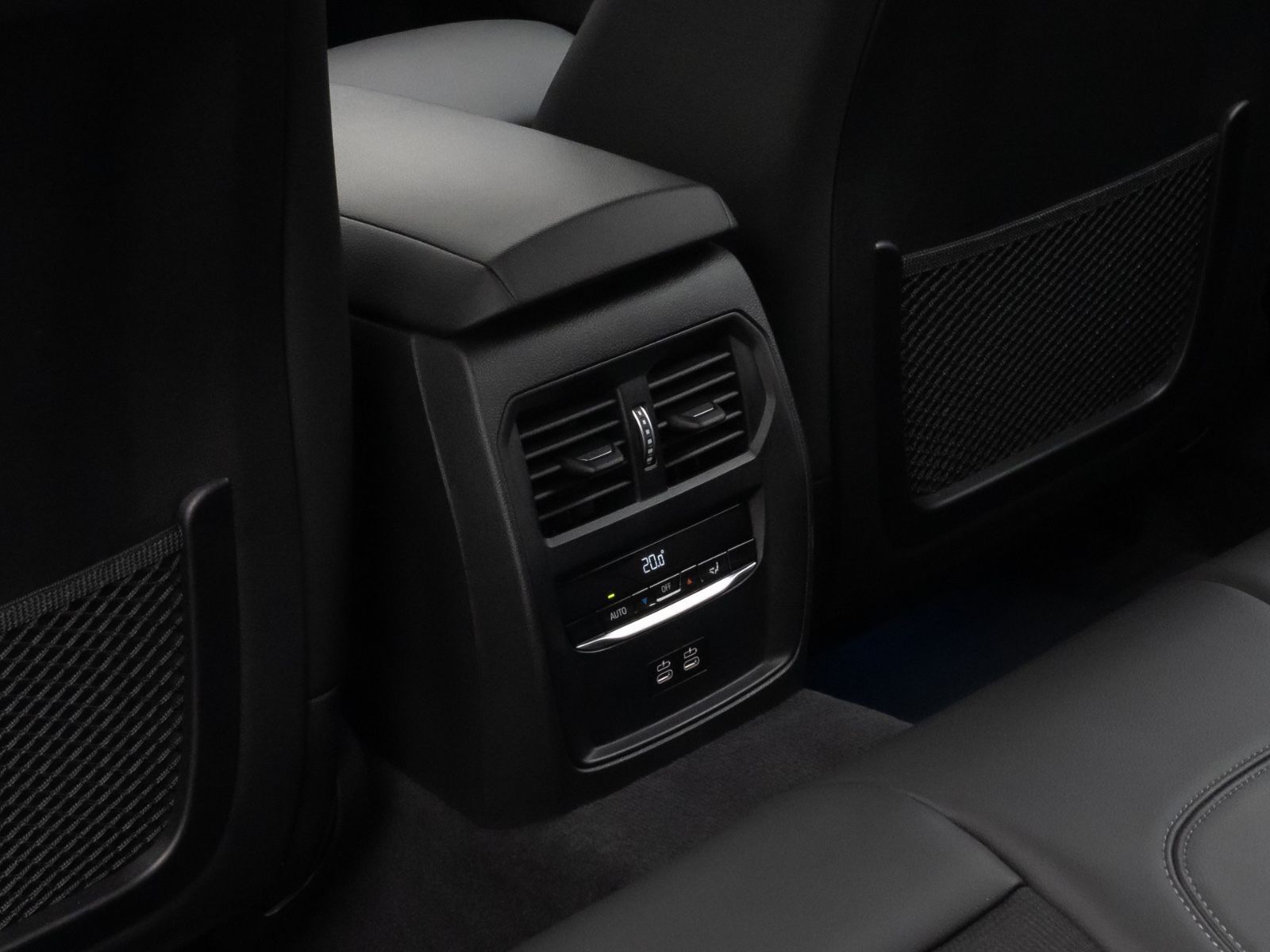 BMW 330e xD Sport Line 360°DAB Stop&Go LED Alarm AHK