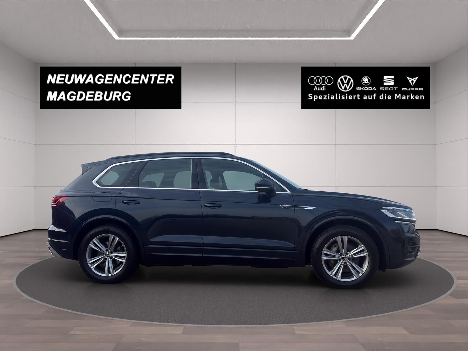 Volkswagen Touareg 3.0V6 TDI DSG R-LINE 4x4*ST.HZG*PANO*360
