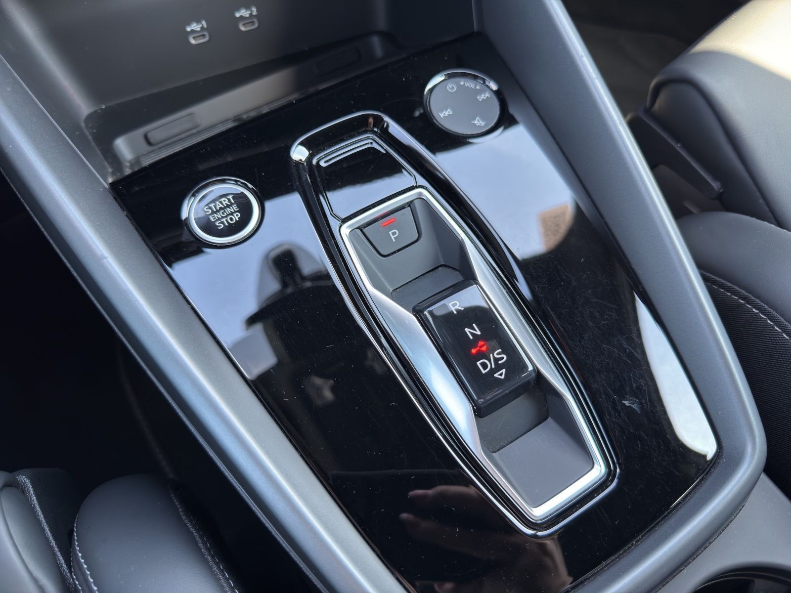 Audi A3 allstreet 35 TDI S LINE LEDER LM19 HuD SONOS