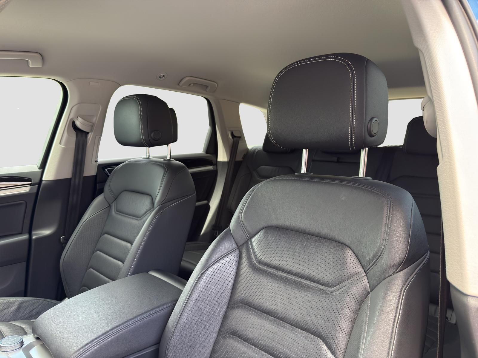 Volkswagen Touareg 3.0 TDI Elegance DSG 4M AHK STHZ ACC ARE