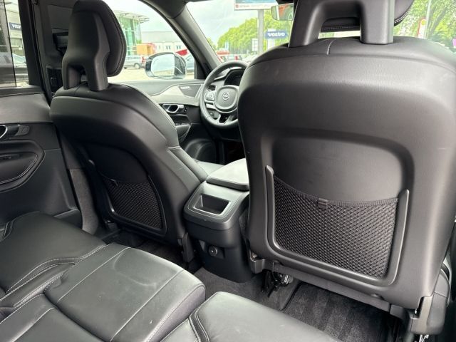 Volvo XC90 R Design B5 - Samsaru's Car Outlet