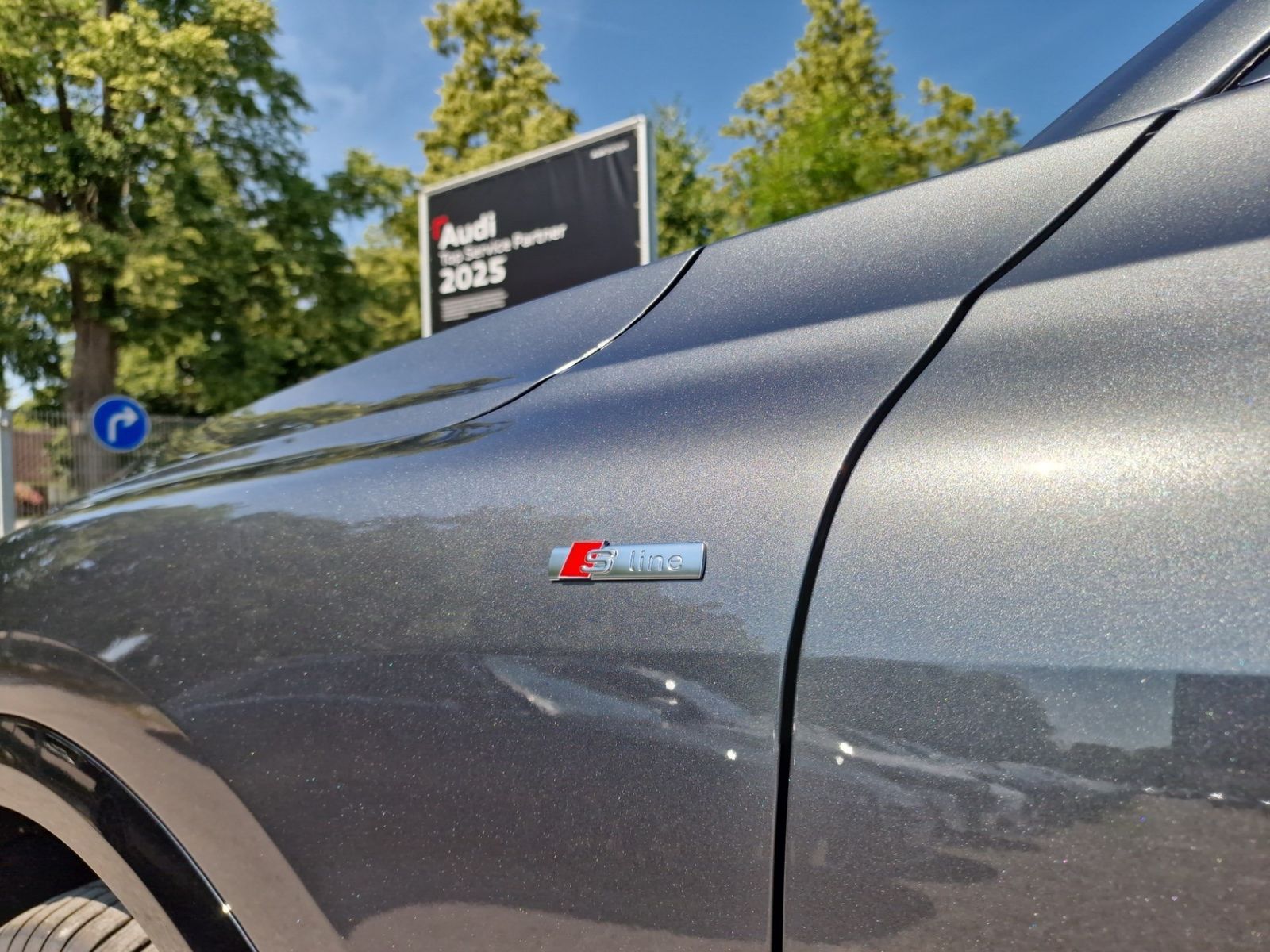 Audi Q5 TDI qu S line edition one Tech plus 21" AHK