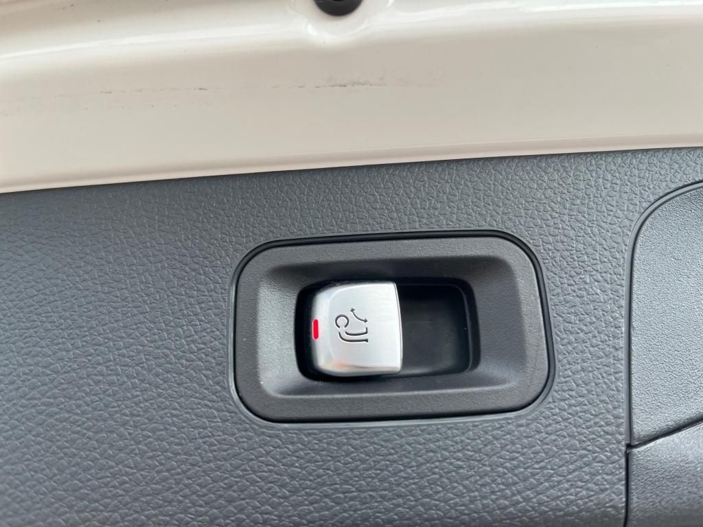 Mercedes-Benz GLC 300 de 4M AMG - Samsaru's Car Outlet