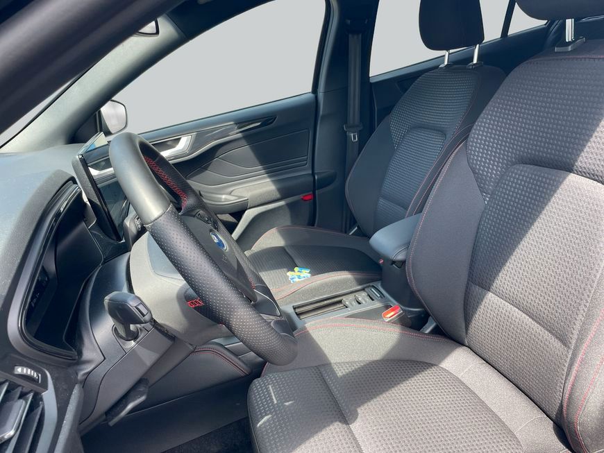Ford Focus Turnier 1.0 EcoBoost Hybrid Aut. ST-LINE X
