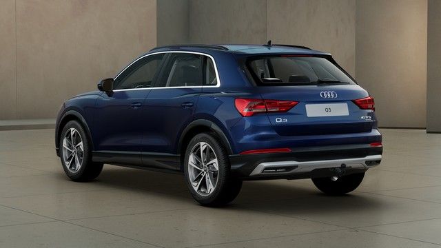 Audi Q3 40 TFSI quattro Advanced - Samsaru's Car Outlet