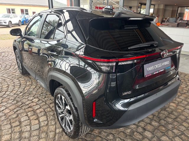 Toyota Yaris Cross Hybrid 130 1.5 VVT-i Black&White