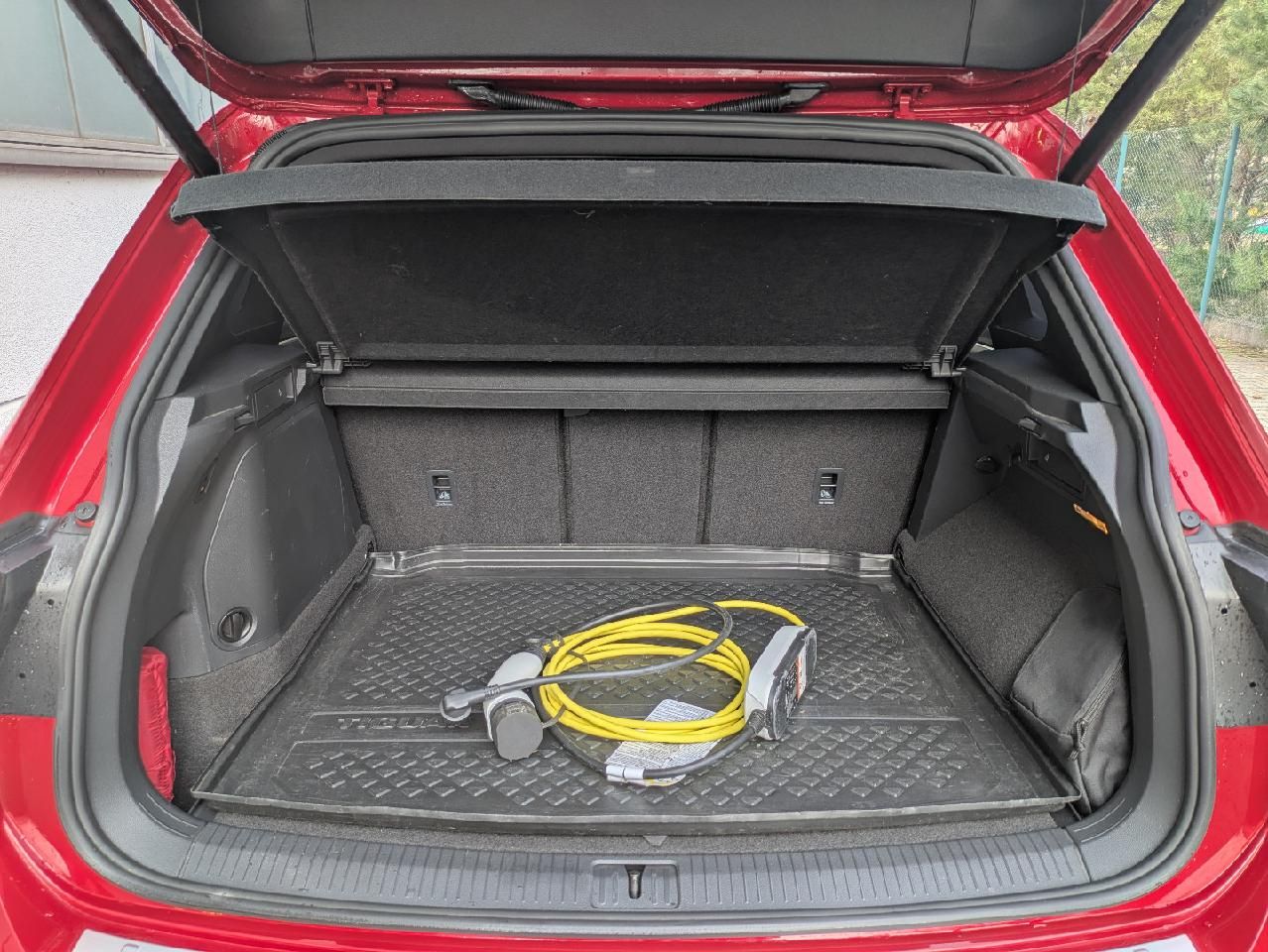 Volkswagen Tiguan Elegance 1.4 TSI eHybrid DSG - Samsaru's Car Outlet